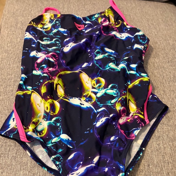 Arena Women’s Swimsuit Size 34 NWOT - Picture 1 of 6